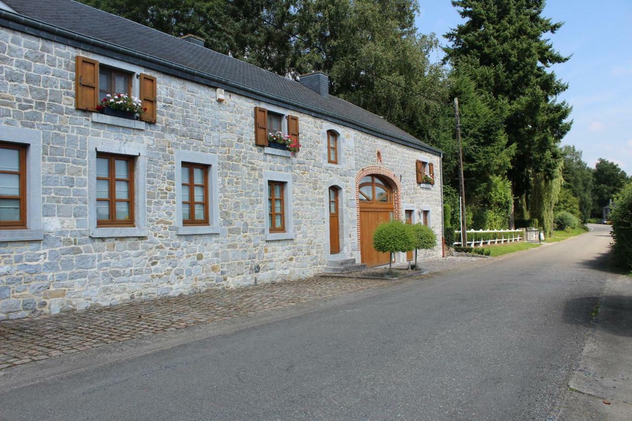 Villa Gïte de l'EHM à Custinne Extérieur photo